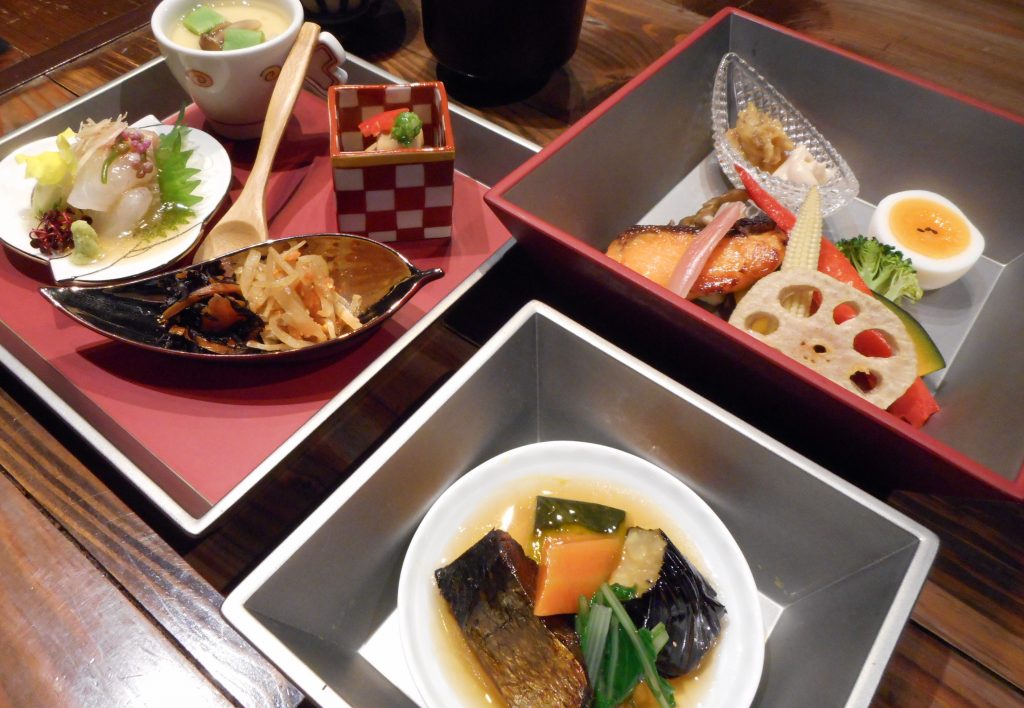 平日限定の昼膳をご用意いたします