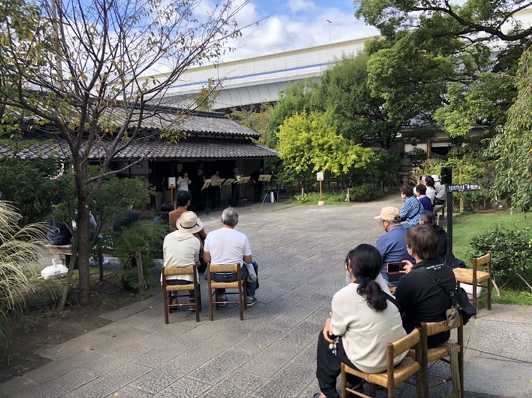 週末ミニライブを楽しんでいただきました