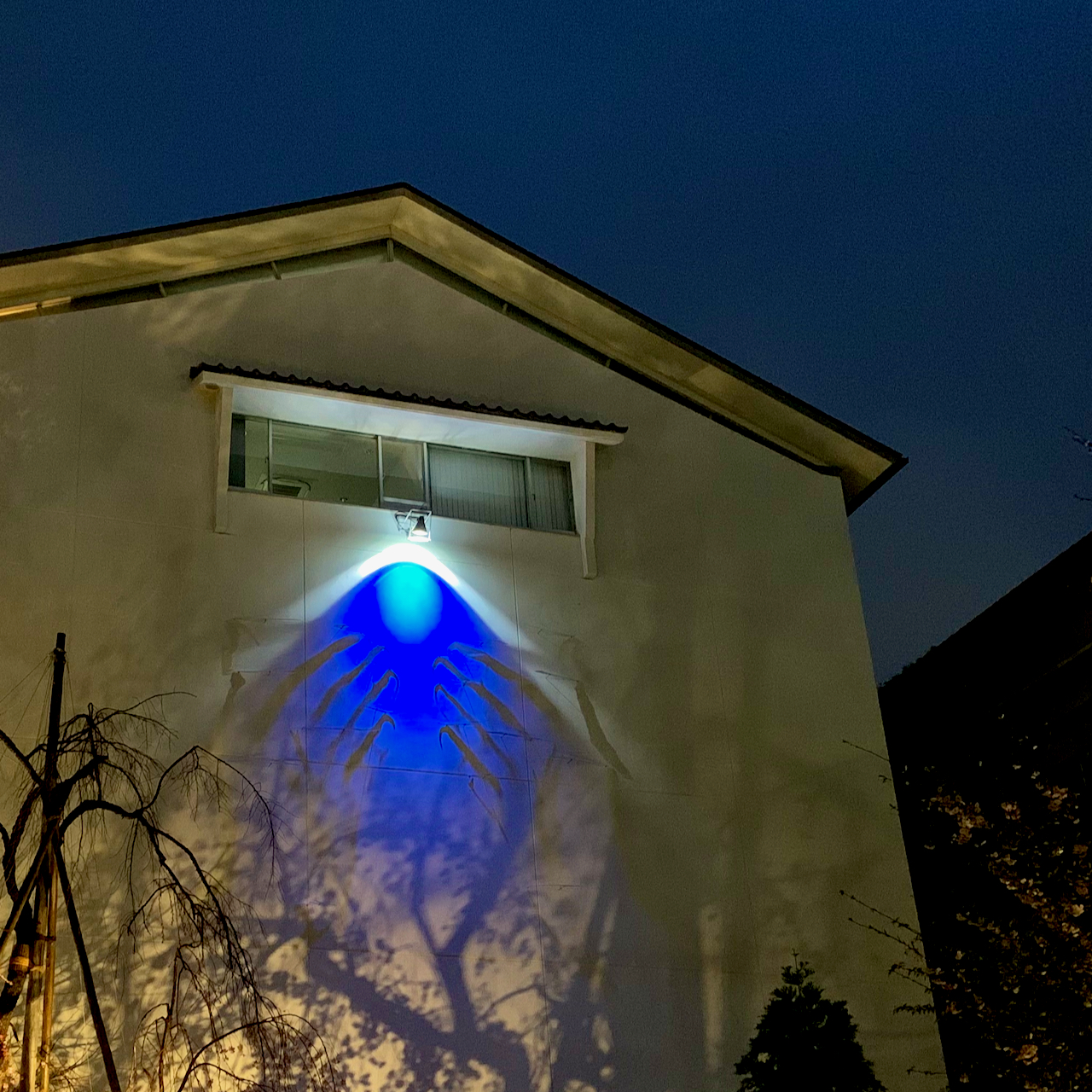 「世界水の日（3月22日）」、福寿蔵をブルーにライトアップします