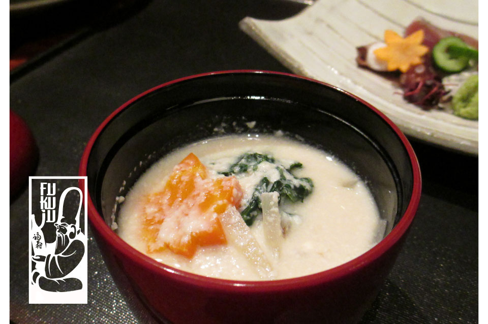 体の芯から温まる粕汁はいかがですか。